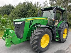 Tractor Agrícola 8320R