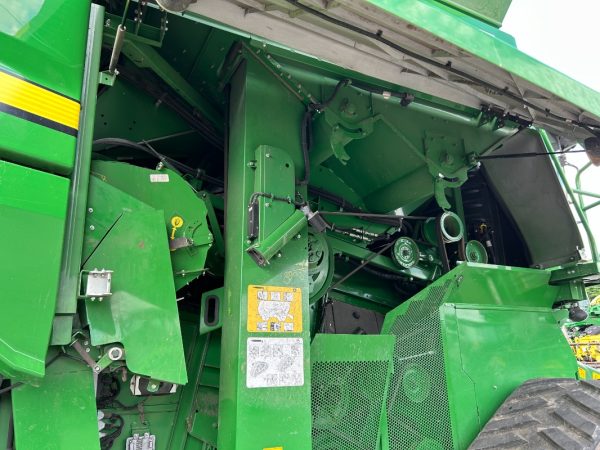 14701_25 COSECHADORA AGRÍCOLA S780 / 630X