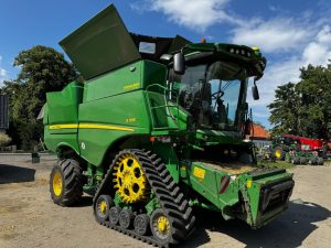 COSECHADORA AGRÍCOLA S785