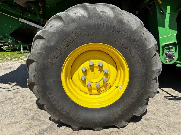 COSECHADORA AGRÍCOLA S785