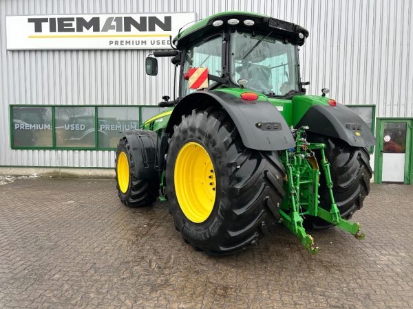 TRACTOR AGRÍCOLA 8370R