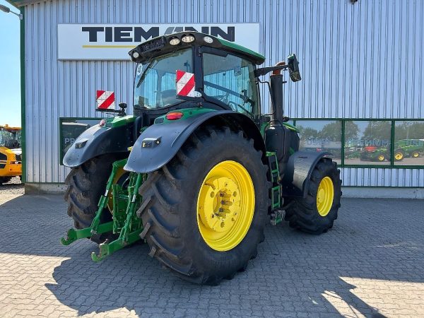 TRACTOR AGRÍCOLA 6R 250 ULTIMATE