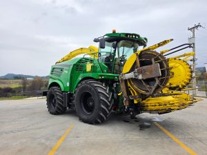 COSECHADORA DE FORAJE 8400I