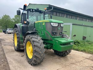TRACTOR AGRÍCOLA 6195M / 2020 - 5700H