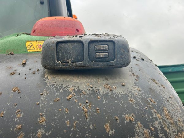 TRACTOR AGRÍCOLA 6195M / 2020 - 5700H